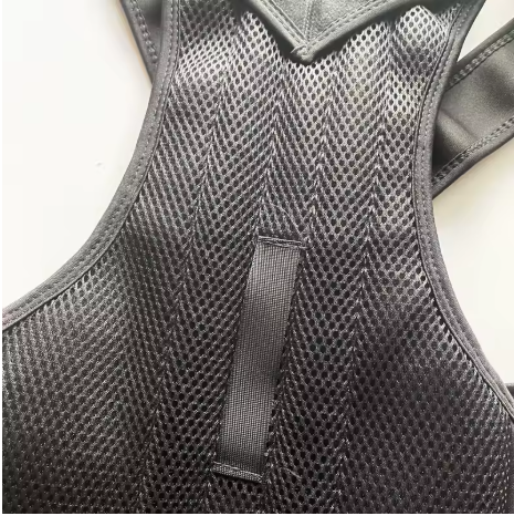 Corrector de Postura Ajustable y Transpirable (2 Piezas) – Comodidad y Alivio para Todos los Días